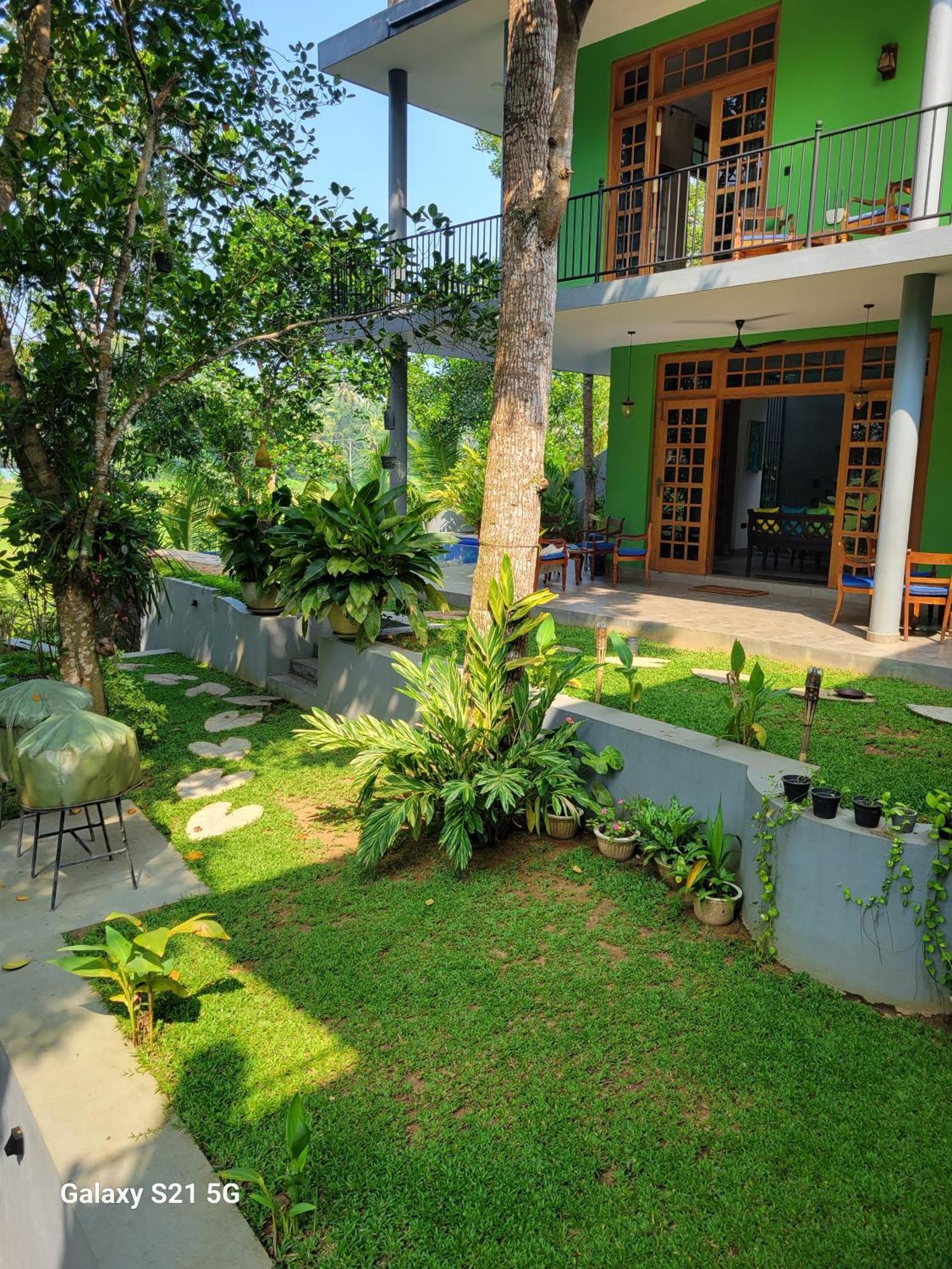 Barefoot Bungalow Hikka ヒッカドゥワ エクステリア 写真